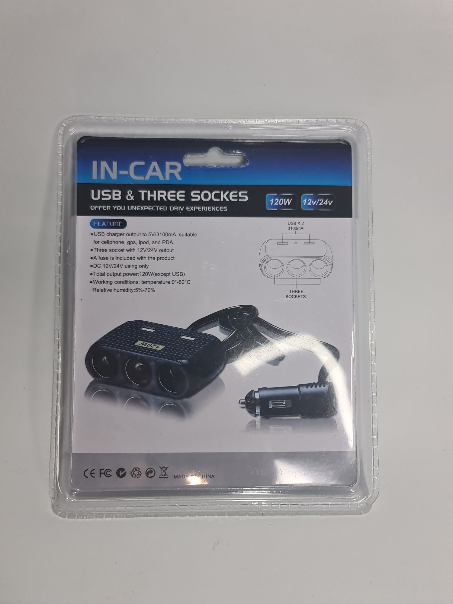 Incarcator auto bricheta cu 3 adaptore de bricheta si doua usb 12v-24v