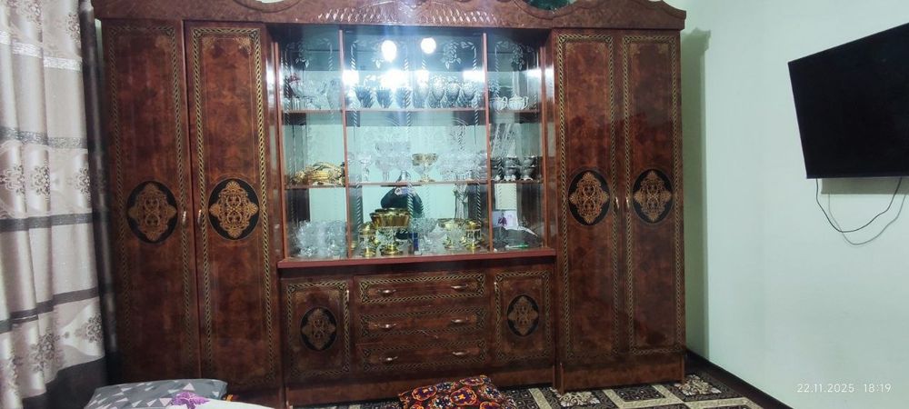 Servant sotiladi 3mln yangi kelishib beraman