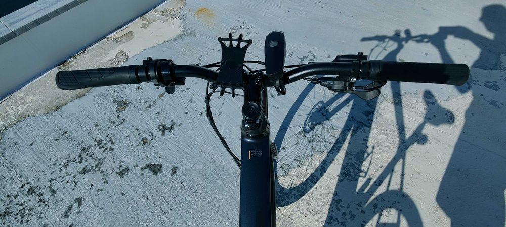 Bicicleta electrica Canyon roadlite ON 5 din 2023 - cadru XL