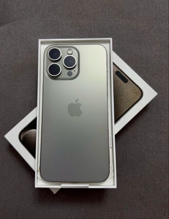 Vand Iphone 15 Pro 128 gb