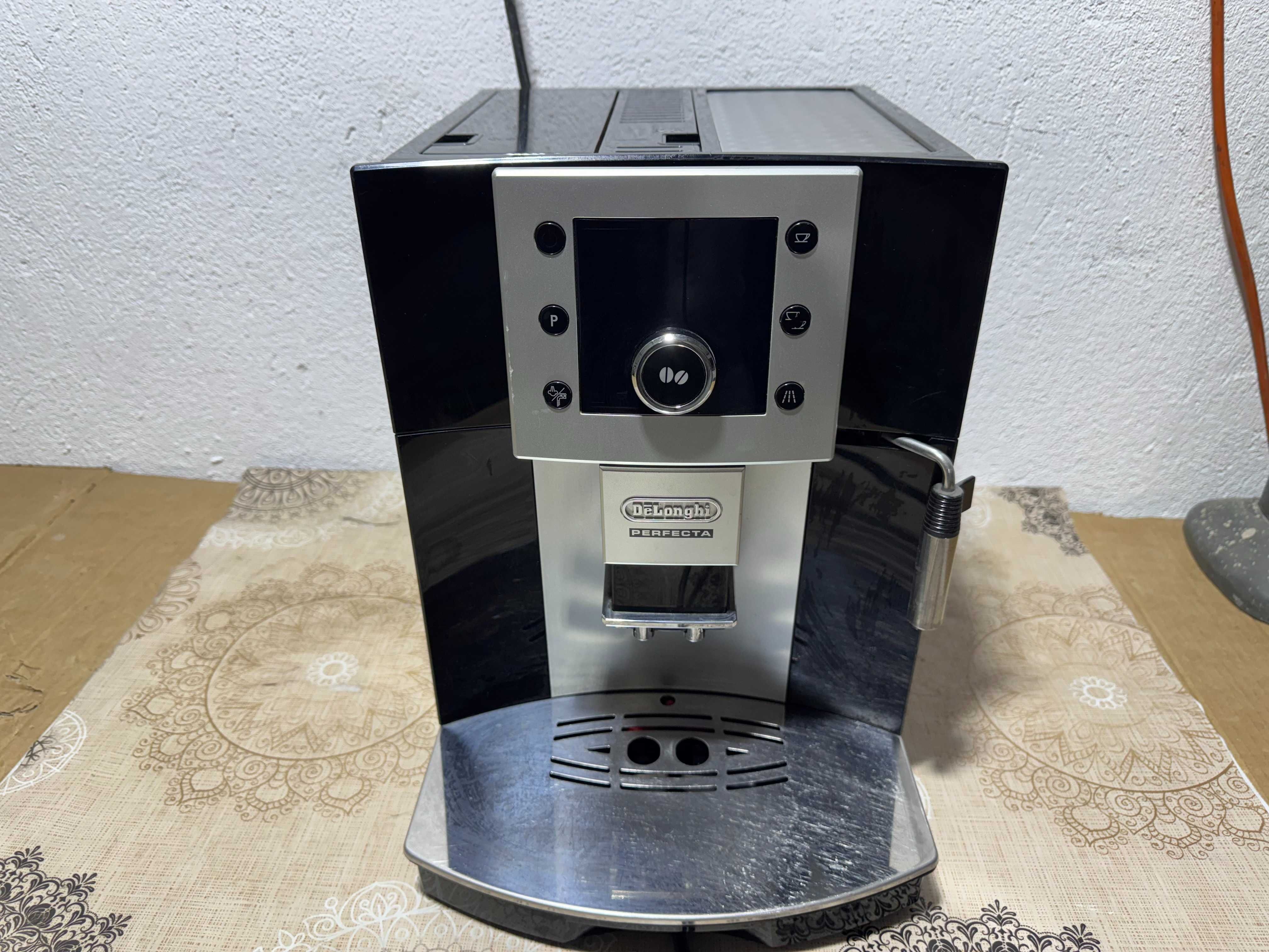 Кафемашина Delonghi Perfecta Esam 5400