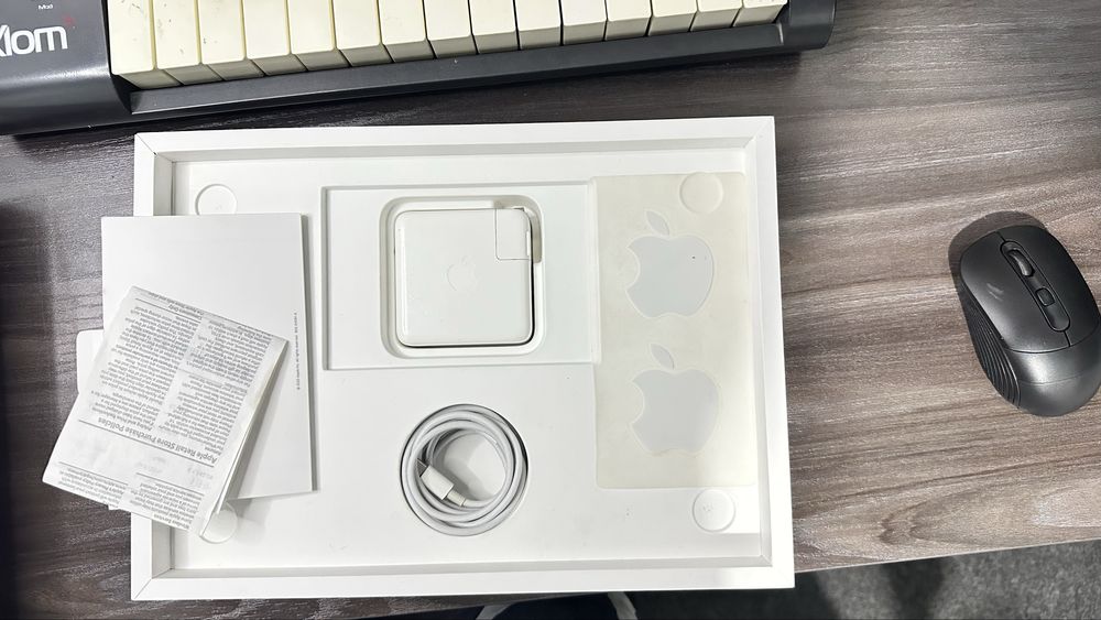 Macbook pro M1 с емкостью 95%