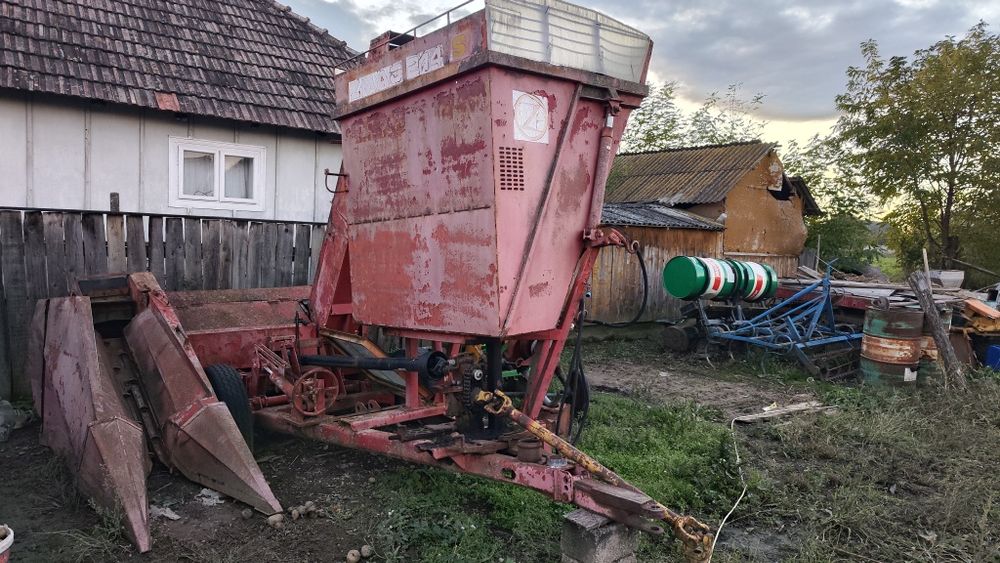 Culegatoare porumb Zmaj 214S