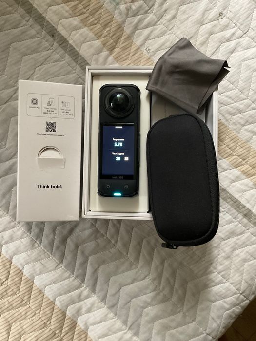 Камера insta 360x4