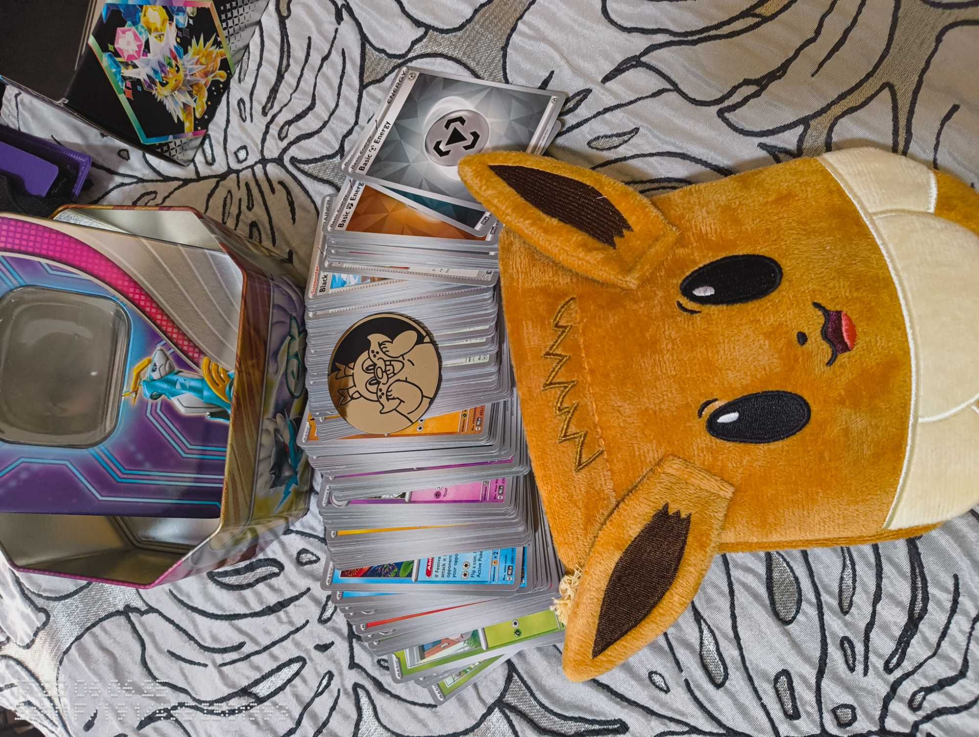 Колекция 250 бр. Pokemon карти Scarlet & Violet серия
