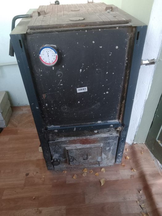 Продам печку длительного горения с радиятороми