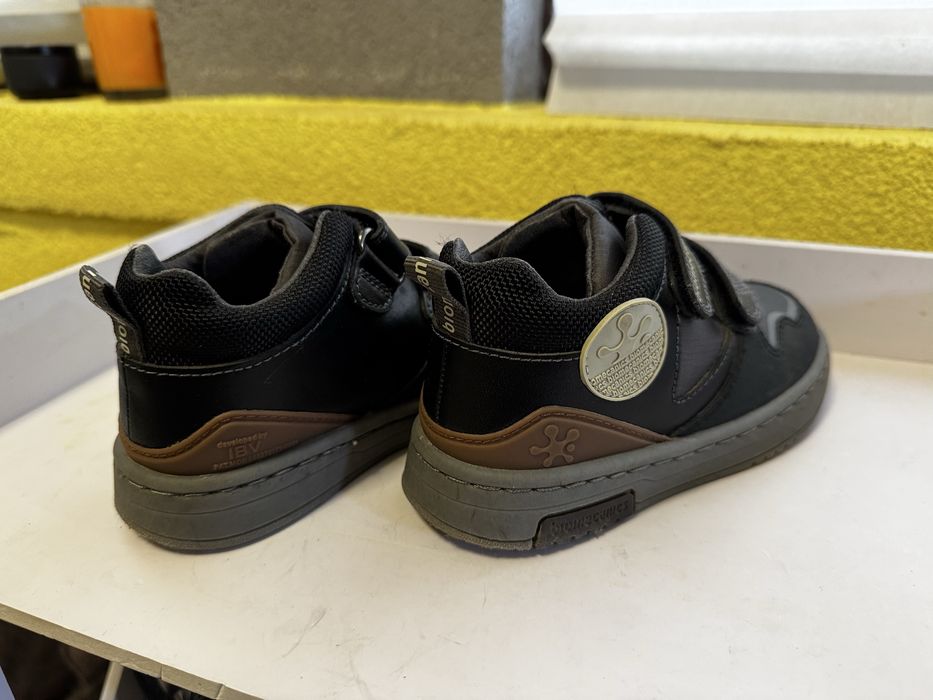 Biomecanics сникърси