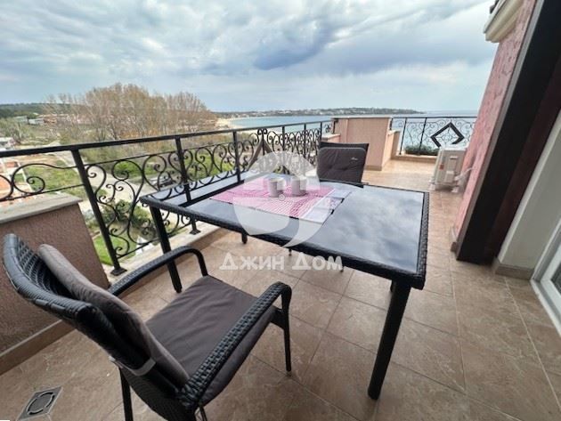 Продава се Тристаен апартамент в Созопол - 111 кв.м за 2163 €/кв.м - Снимка #8