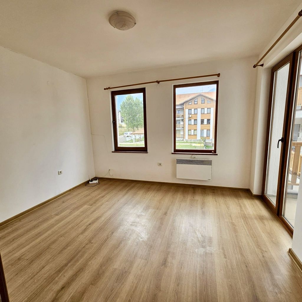 Продава се Тристаен апартамент в Разлог - 150 кв.м за 660 €/кв.м - Снимка #10
