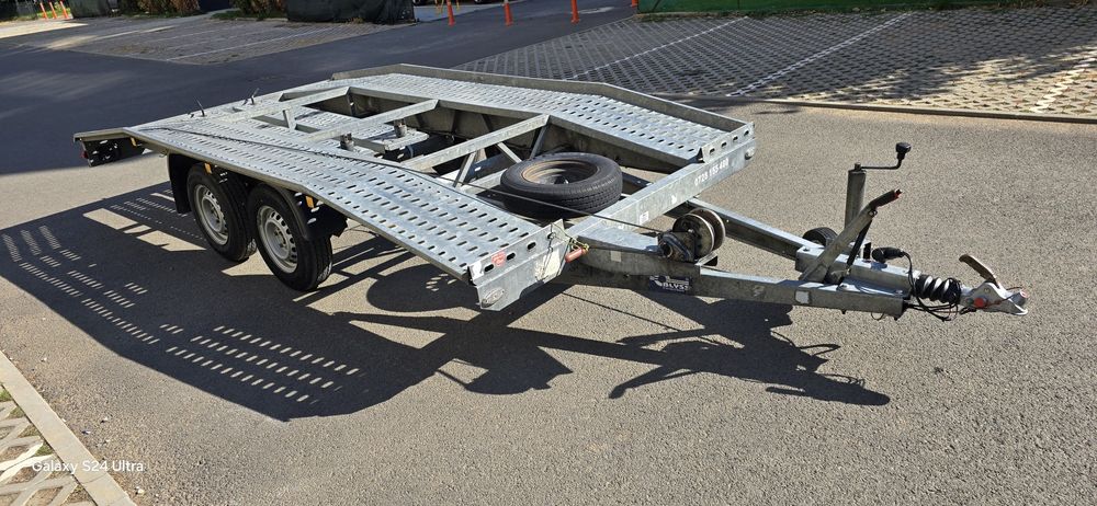 Platforma auto de inchiriat 4m x 2m. 2000kg