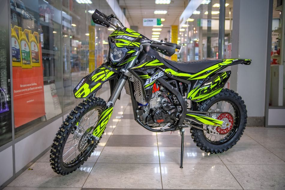 Мотоцикл эндуро BSE Z7 (ZS174 MN-5A) 21/18