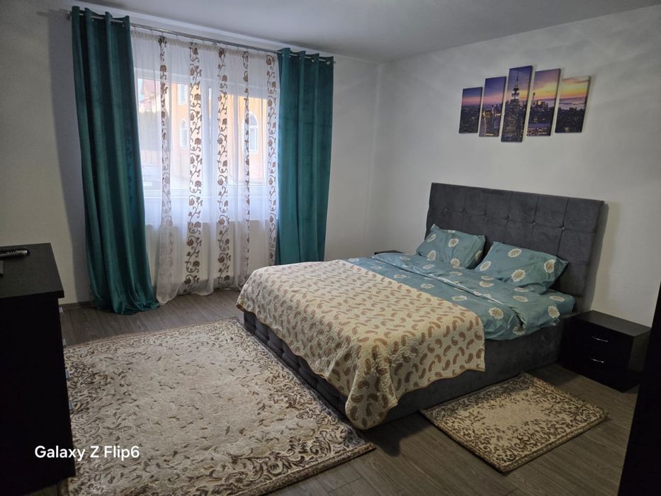 Inchiriez apartament 2 camere