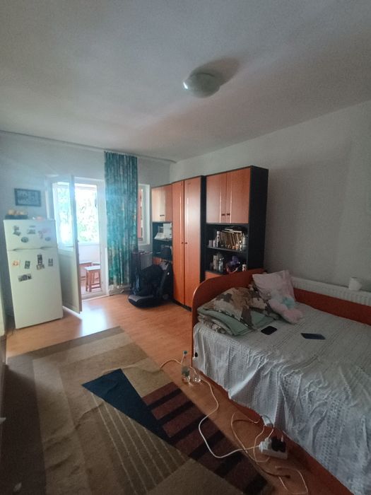 Garsoniera zona Tineret