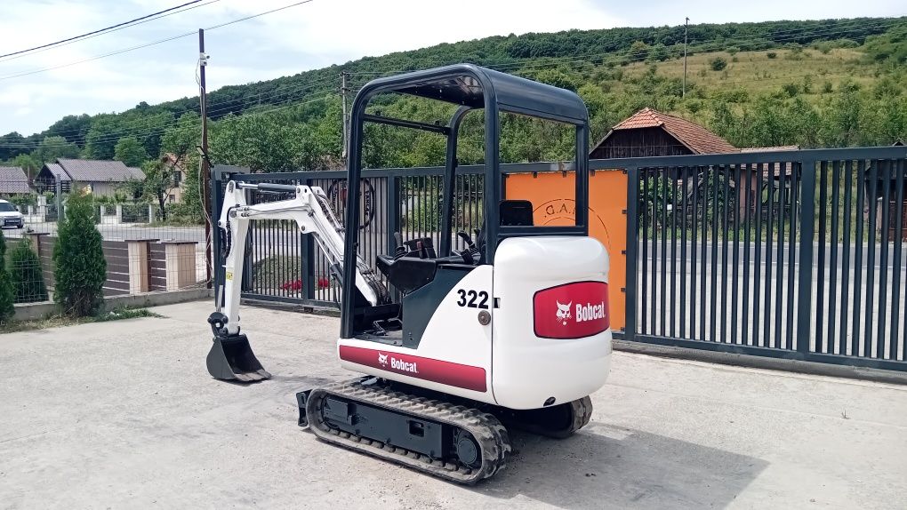 Miniexcavator Bobcat 322