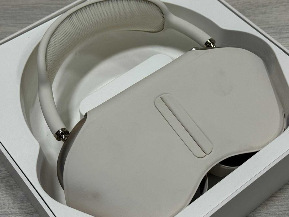 Apple AirPods Max