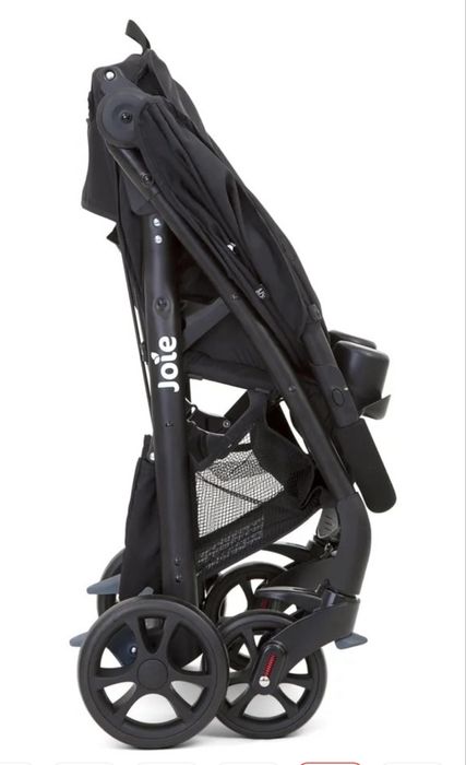 Продается коляска joie