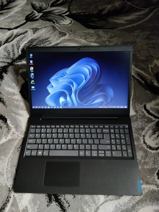 Gaming Lenovo IdeaPad i5 gen9..16g RAM..ssd 256g+1TB.. Nvidia