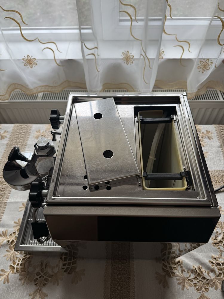 Espressor ECM Technika II, Grup E61 recent revizuit.