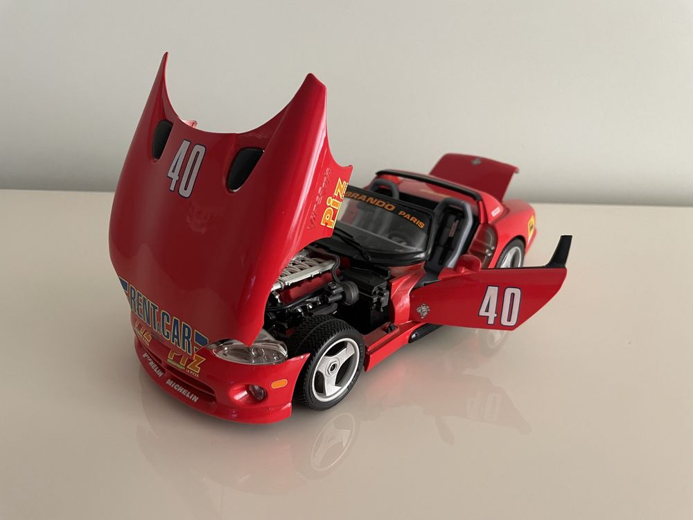 Dodge Viper bburago 1:18 лимитирана серия burago