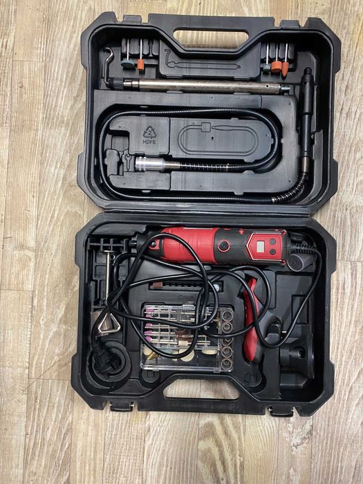 044107	Шлифовалка права 170W LCD с жило и стойка RD-MG09