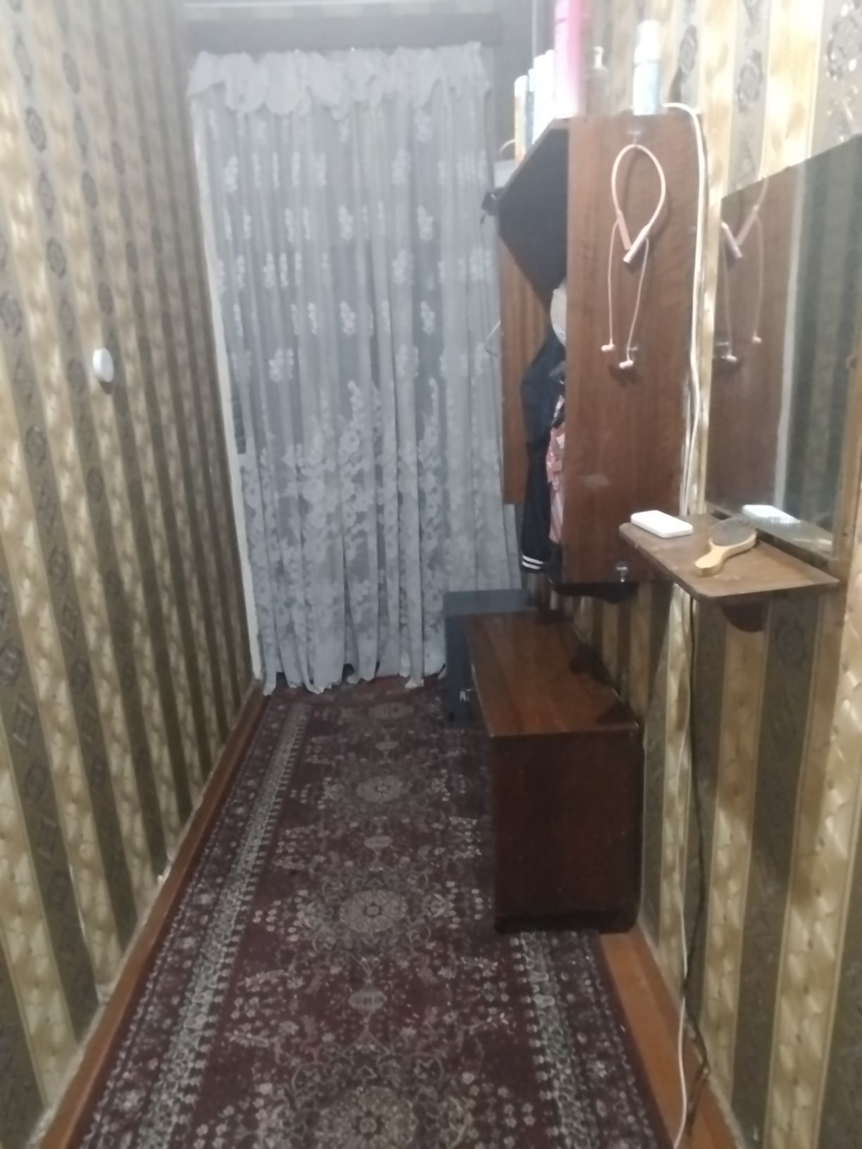 ПРОДАЕТСЯ 2-х комнатная квартира на гидролизном в Янгиюле СРОЧНО