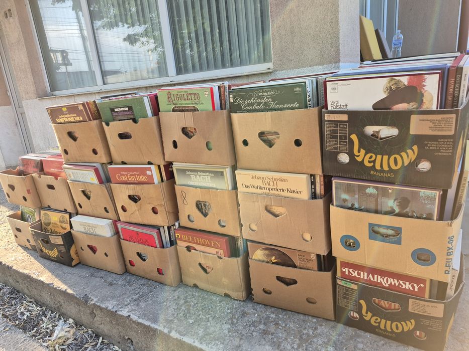 Vann Lot 7500lp Discuri Vinil cu muzică clasică mixta 

Compozitori: