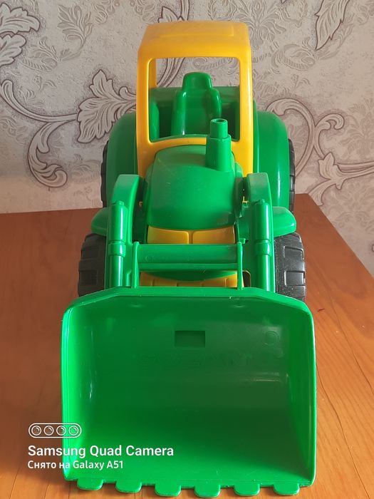 Трактор-погрузчик!