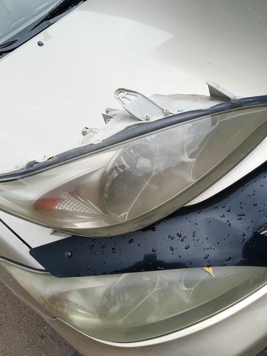 продам фару для камри 30