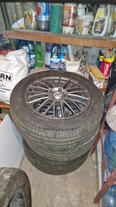 Set anvelope vara 225/55/R18