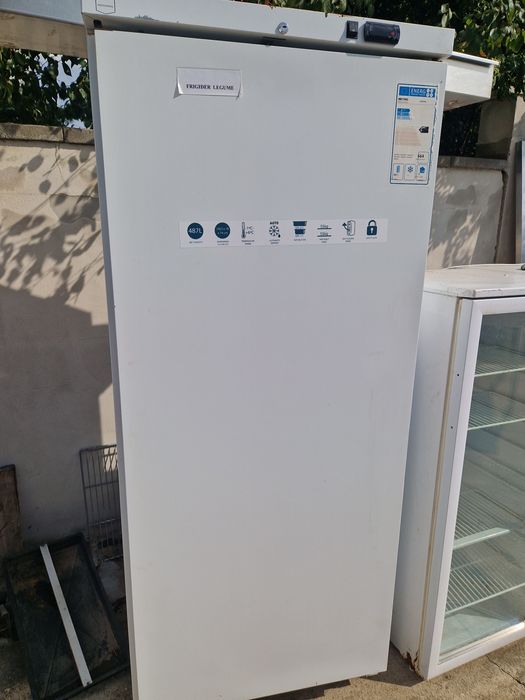 Vitrina rece expunere, cu dulap rece, Masa rece cu banc