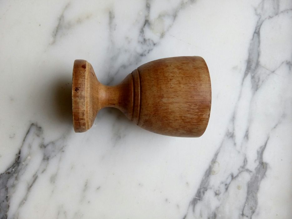 Дървени чашки за яйце два броя