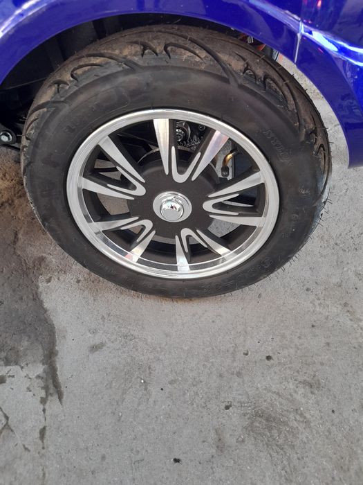 Триколка акумулаторна