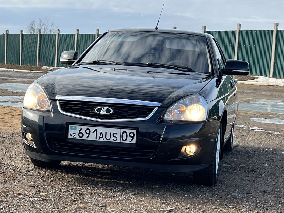 Приора хэчбэк 2012 г. Хэчбэк