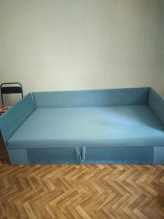 Диван в отличном состоянии.