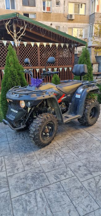 Vând atv Linhai M150