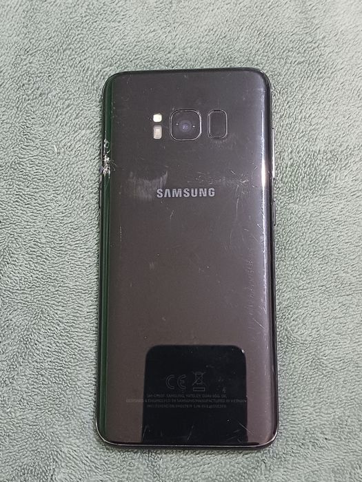 Samsung Galaxy S8  SM-G950F cu displayul spart. Placa este ok

#9