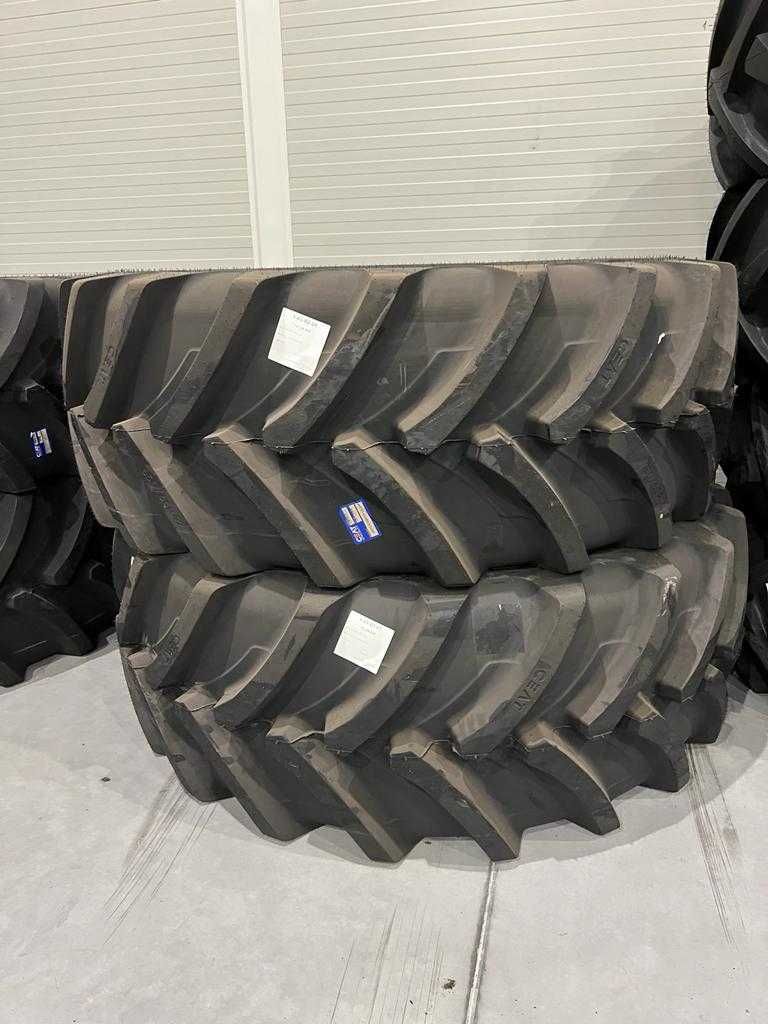 OCAZIE 650/65r42 cauciucuri noi pt tractoare 1558D deutz-fahr 6215