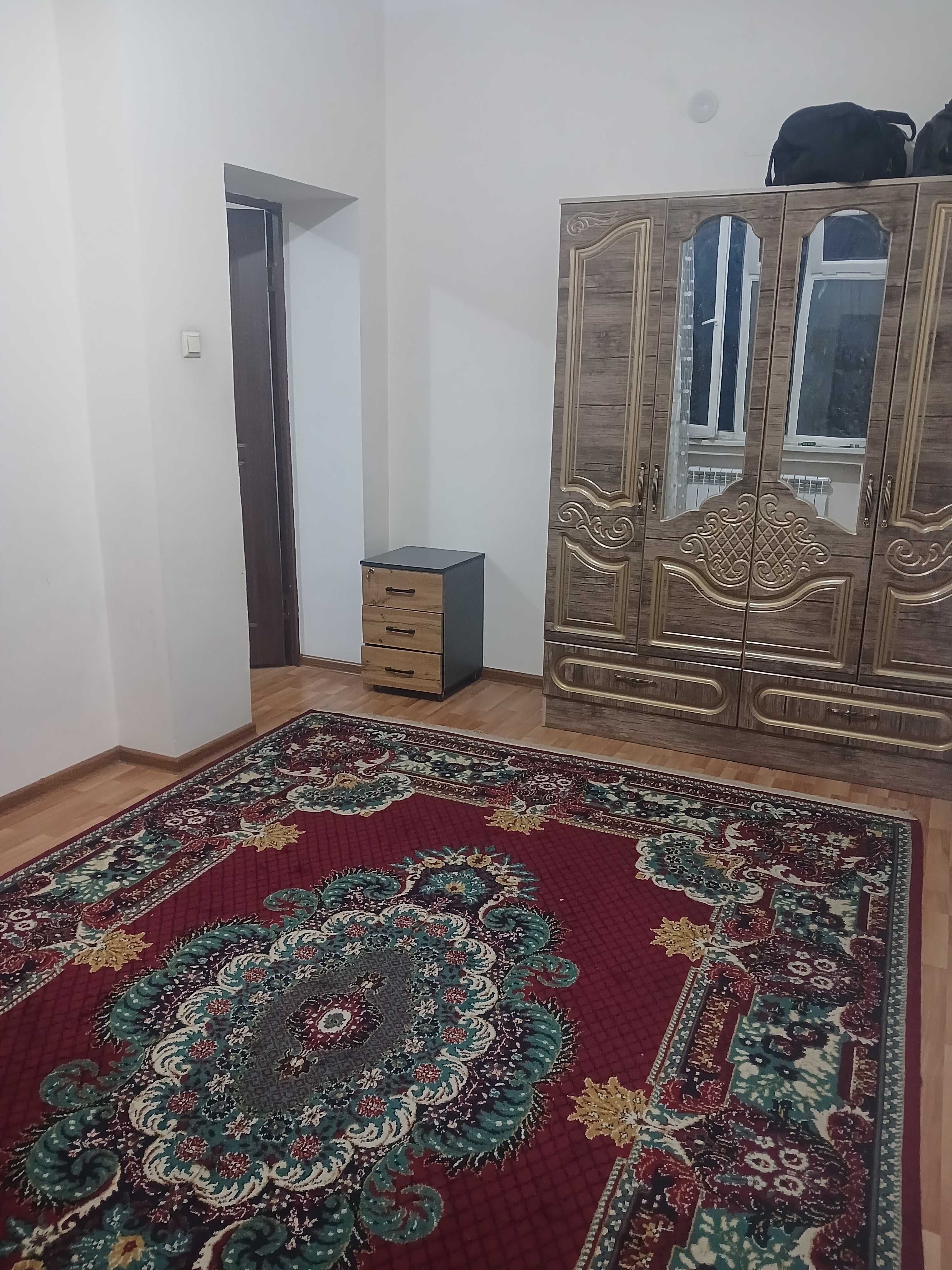Ijaraga bollar qo'yiladi  2 honali uy sergli 6A da oʻzgarishmetro yaqn