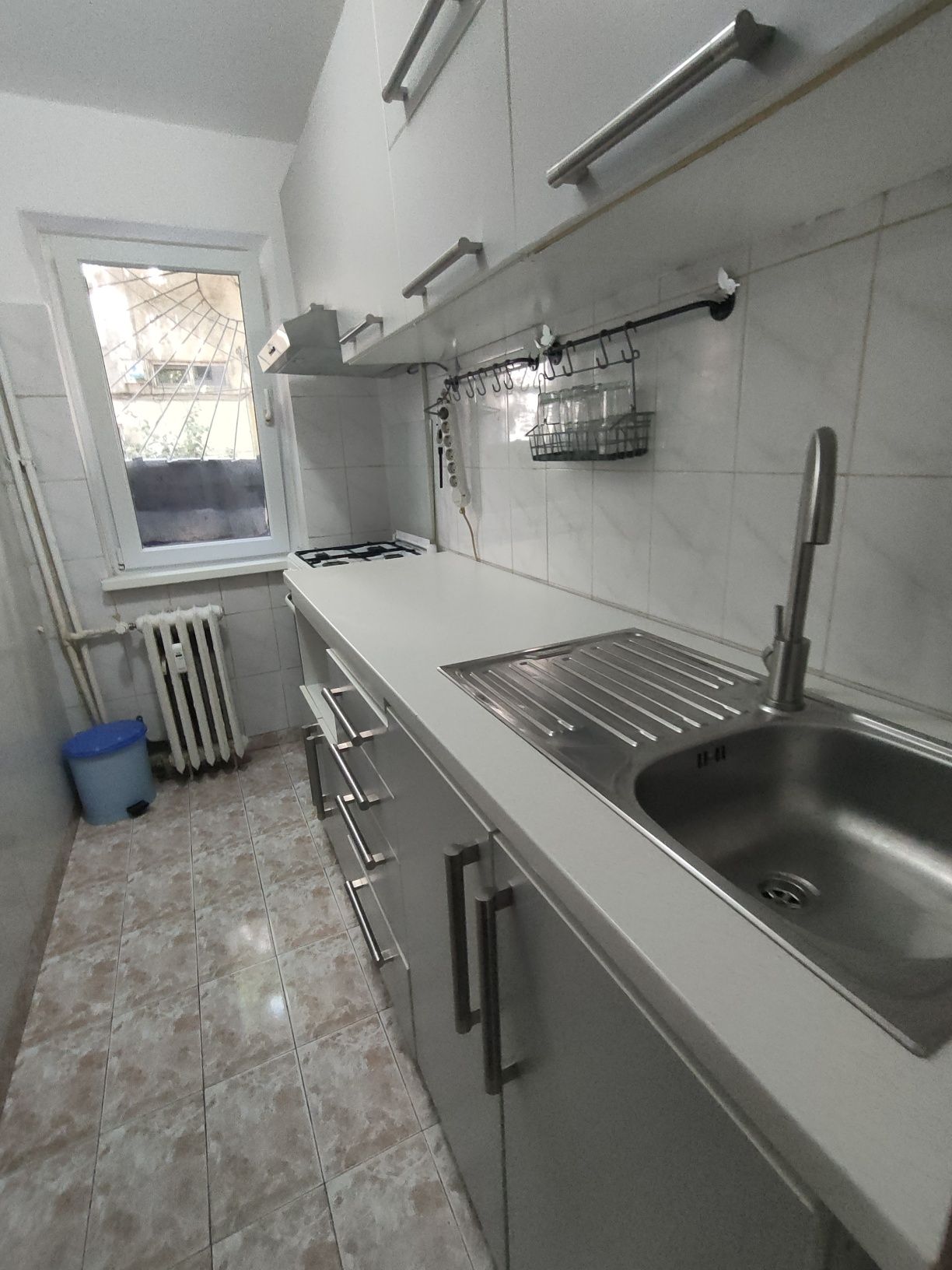 Apartament 2 camere de închiriat pe termen lung, zona Tomis Nord