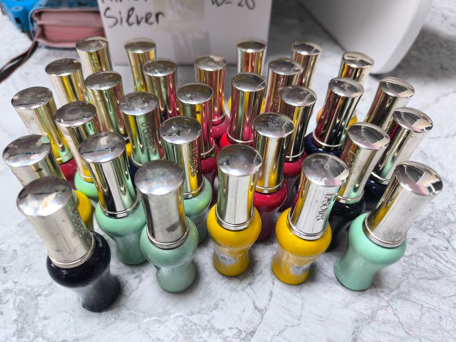 Гель лаки, лампа для маникюра