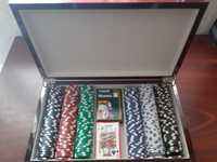 Покер куфарче чипове карти Las Vegas Nevada Покер куфарче с чипове