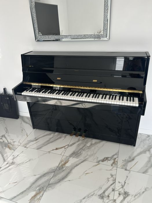 Pian Vertical MODEL  FURSTEIN TP 105