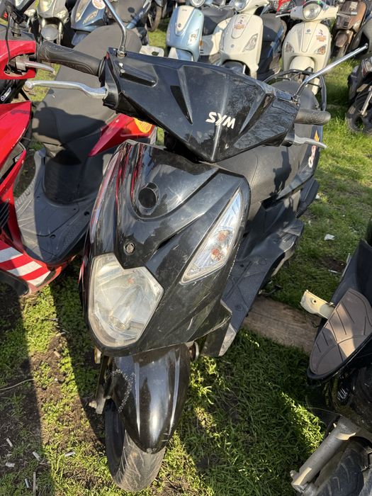 Scutere INMATRICULATE limitate 25km/h fara permis