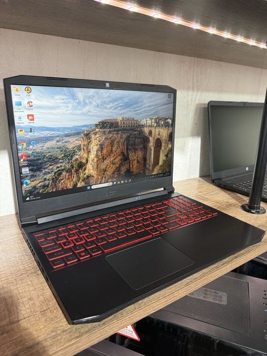 Мощный Игровой 6х ядерный Ноутбук Acer Nitro AN515-57