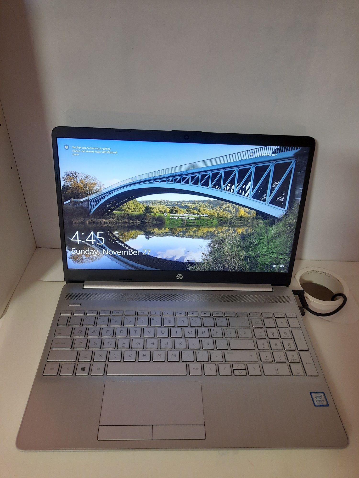 Laptop HP Intel I5 impecabil