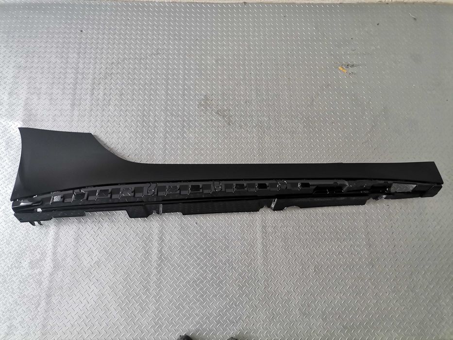 Нов ORIGINAL Десен праг Mercedes SL 63 AMG R232 W232