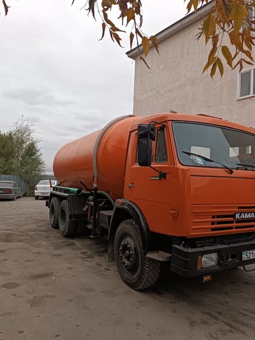 Услуга ассенизатора. Откачка септика 20куб