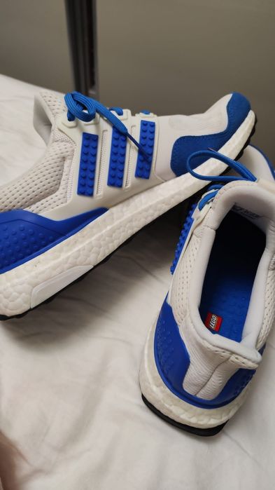 Adidas Ultraboost DNA x LEGO ca noi