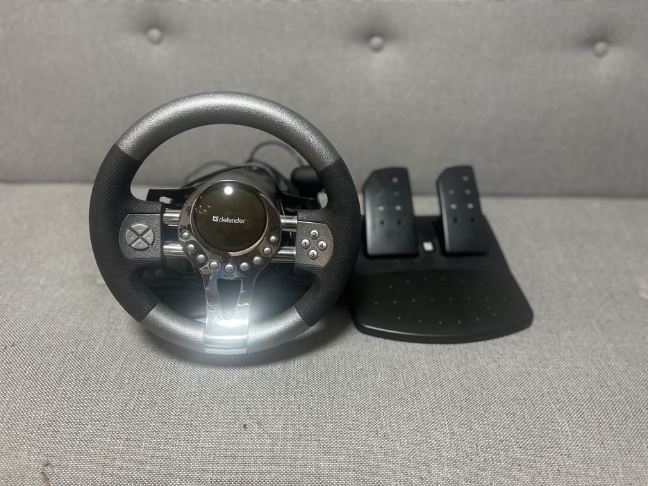 Волан за компютър Defender