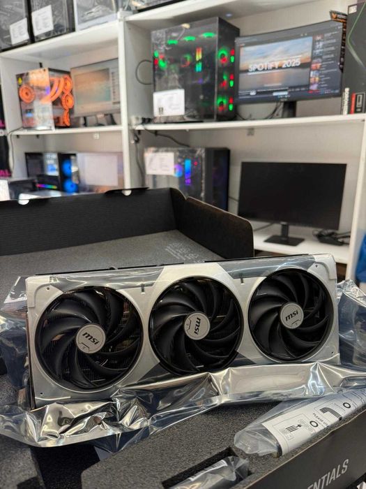 Calculator ULTRA 9 285K RTX 5090 MSI, 32GB, SSD,AIO 360, Factura, Tva!